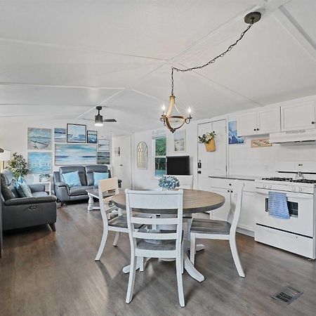 Pet-Friendly Lake Dallas Home Near Lewisville Lake מראה חיצוני תמונה