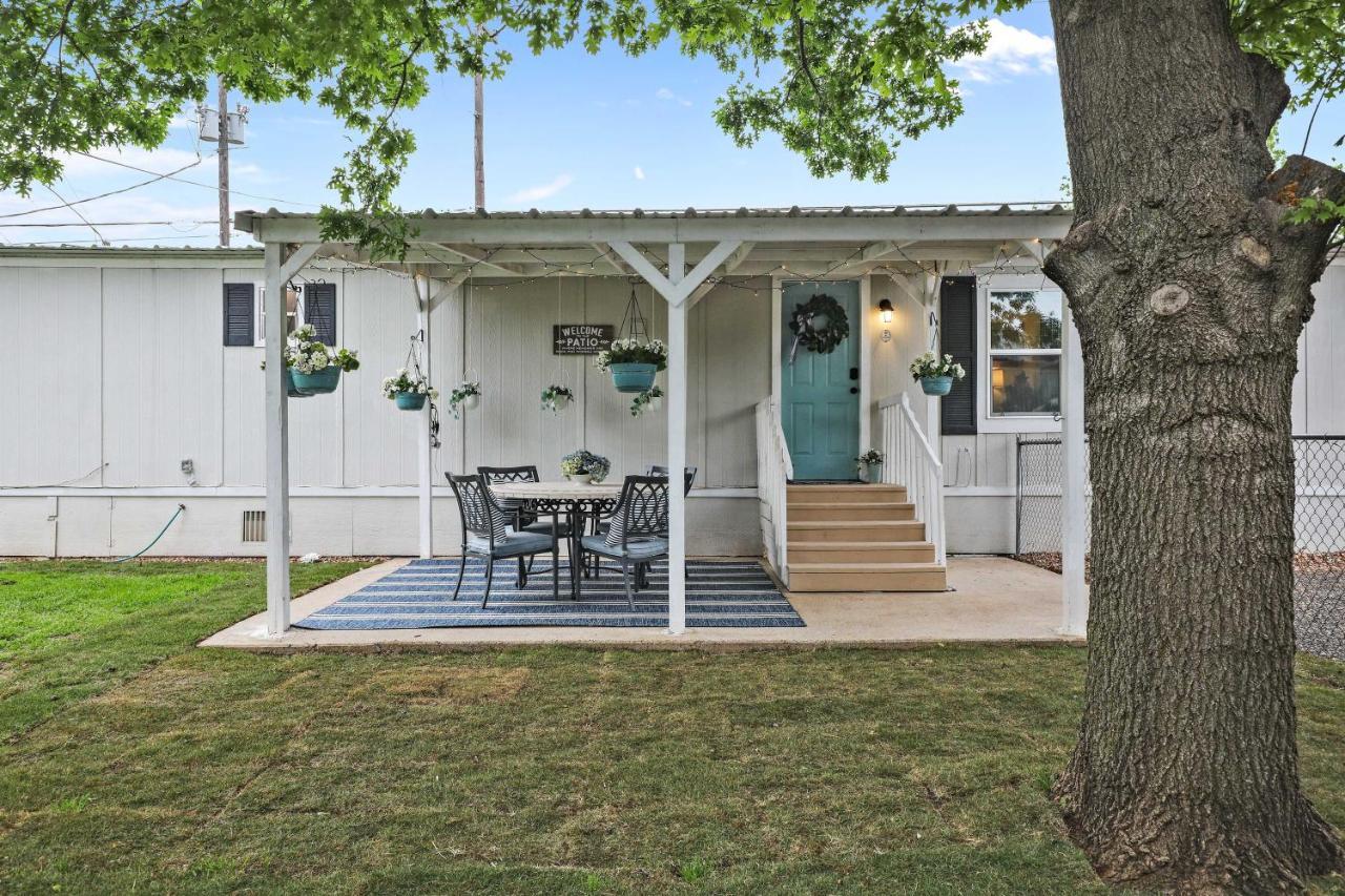 Pet-Friendly Lake Dallas Home Near Lewisville Lake מראה חיצוני תמונה